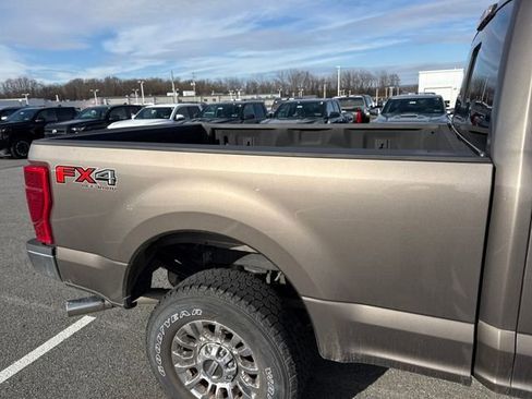 Used 2020 Ford F250 XLT w/ XLT Premium Package image 11