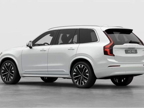 New 2026 Volvo XC90 B6 Plus w/ Protection Package Premier image 2