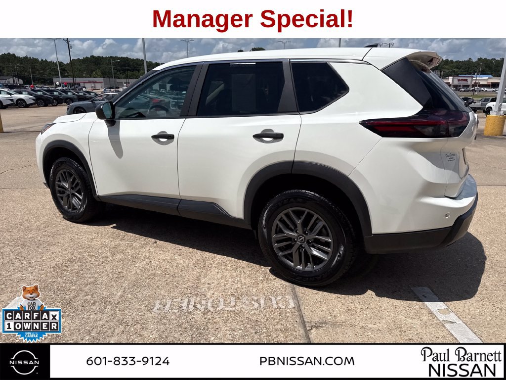 Used 2025 Nissan Rogue S FWD image 5