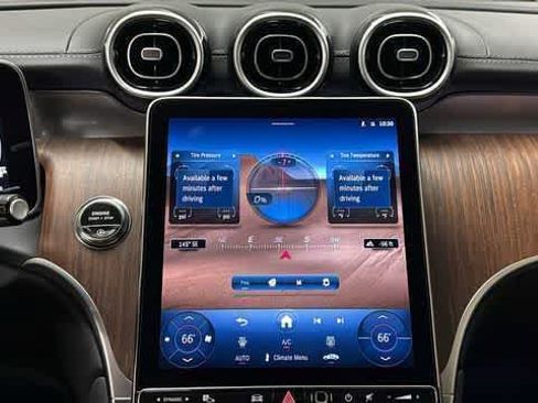 Certified 2026 Mercedes-Benz GLC 300 4MATIC image 21