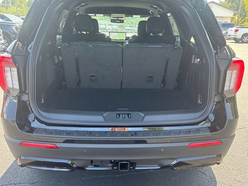 New 2026 Ford Explorer ST-Line w/ ST-Line Street Pack RWD image 19