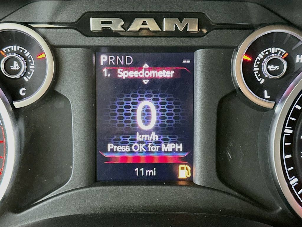 New 2026 RAM 2500 Big Horn AWD/4WD image 11