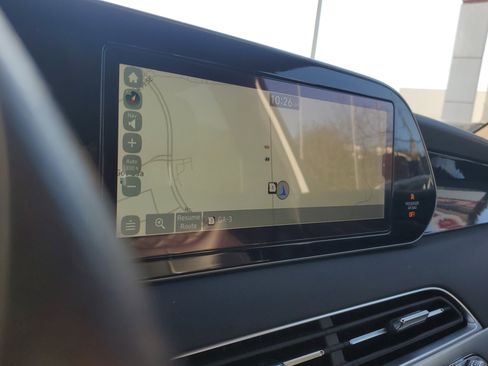 Used 2021 Hyundai Palisade Calligraphy image 24