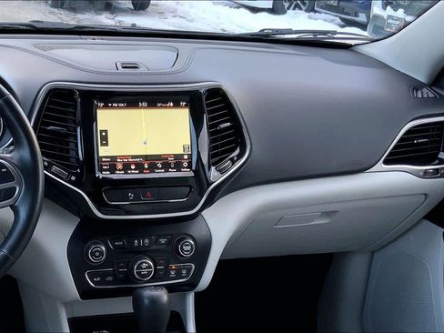 Used 2020 Jeep Cherokee Limited image 7