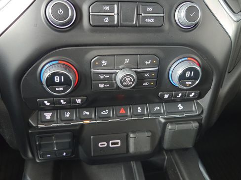 Used 2023 Chevrolet Silverado 2500 LTZ w/ LTZ Premium Package AWD/4WD image 20