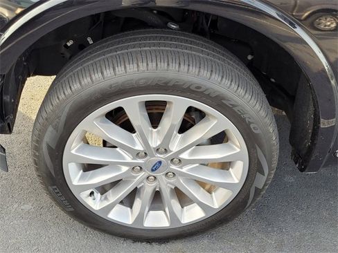 Used 2020 Ford F150 Limited w/ Trailer Tow Package image 3