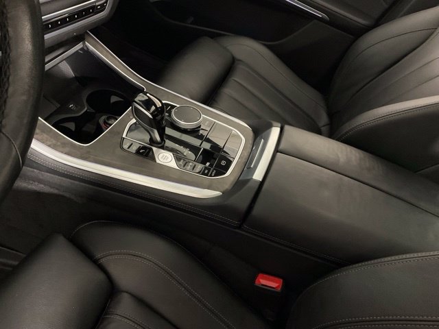 Used 2022 BMW X5 xDrive40i w/ Premium Package AWD/4WD image 16