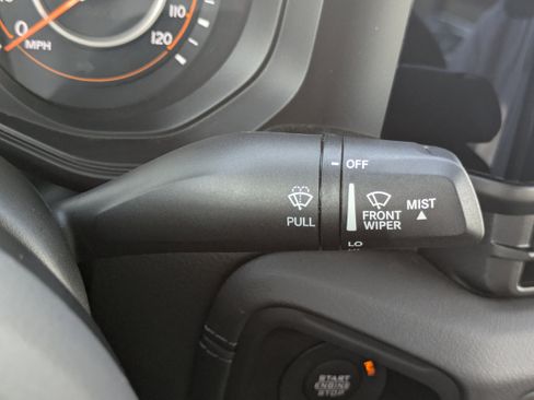 Used 2024 Jeep Gladiator Rubicon image 16