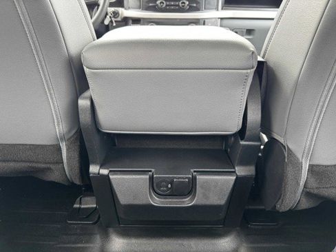 Used 2023 Ford F150 XL image 40