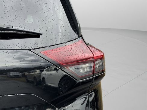 Certified 2023 Nissan Rogue S image 42