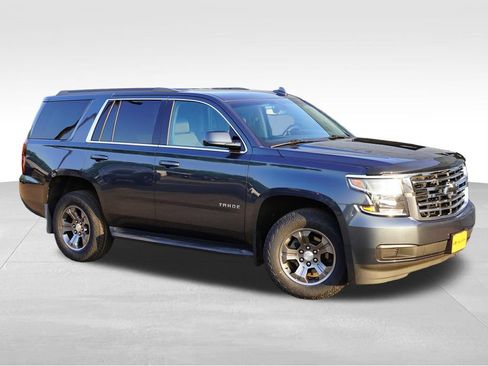 Used 2019 Chevrolet Tahoe LS w/ Max Trailering Package AWD/4WD image 2