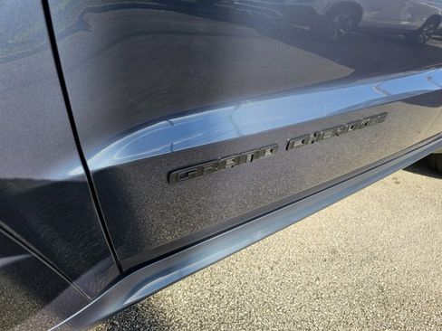 Used 2020 Jeep Grand Cherokee Limited X image 17