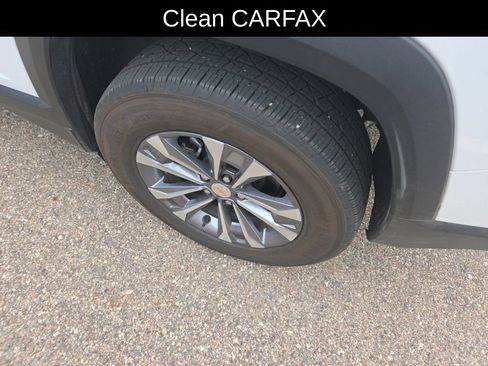 Used 2026 Chevrolet Equinox LT w/ Convenience Package II FWD image 6