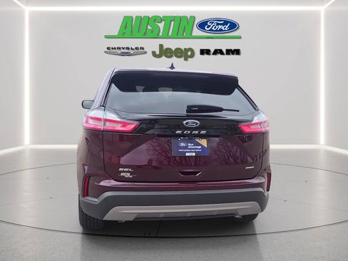 Certified 2024 Ford Edge SEL w/ Convenience Package AWD/4WD image 4
