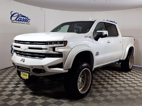 Used 2020 Chevrolet Silverado 1500 LTZ w/ LTZ Plus Package image 6