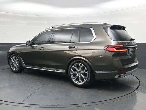 Used 2025 BMW X7 xDrive40i w/ Premium Package AWD/4WD image 6