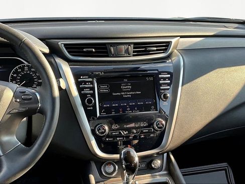 Used 2024 Nissan Murano SV image 9