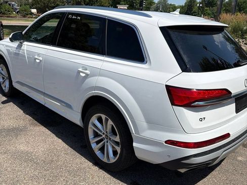 Used 2025 Audi Q7 3.0T Premium Plus AWD/4WD image 13