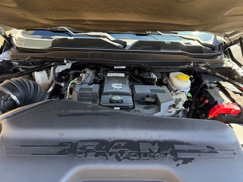 Used 2022 RAM 3500 Big Horn w/ Level C Equiment Group image 11