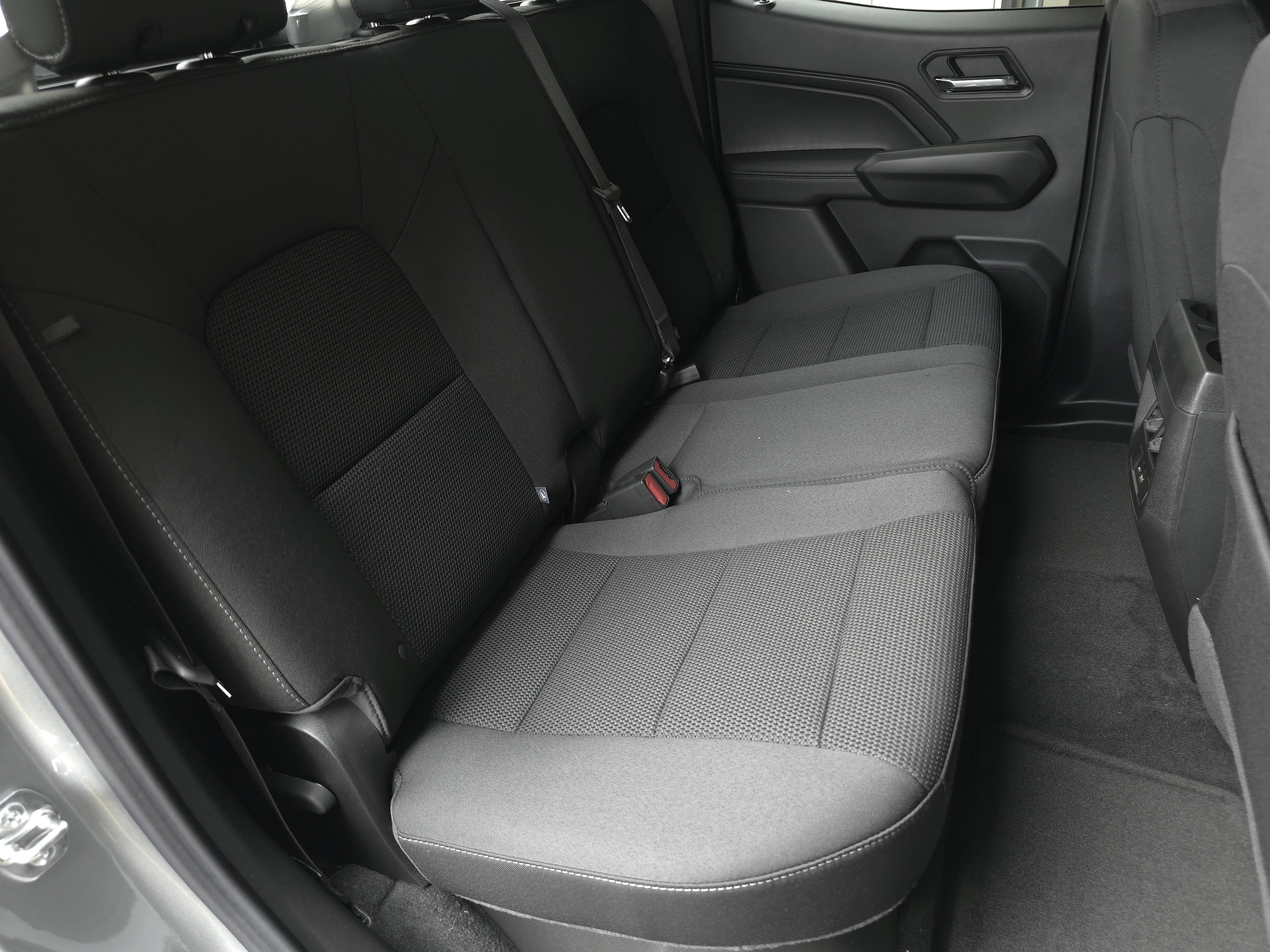 New 2026 GMC Canyon Elevation w/ Convenience Package RWD image 31
