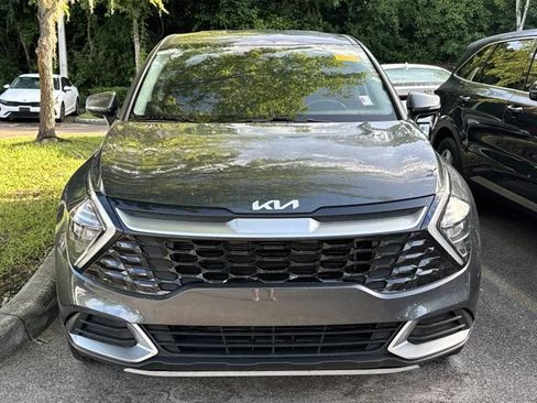Used 2023 Kia Sportage EX FWD image 2