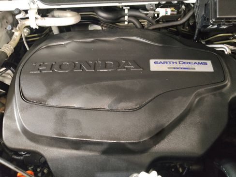 Used 2020 Honda Pilot LX image 30