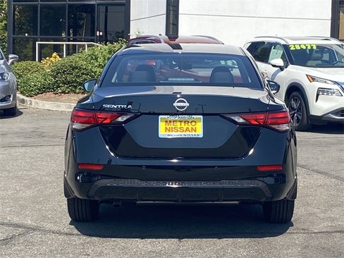 New 2025 Nissan Sentra S image 4