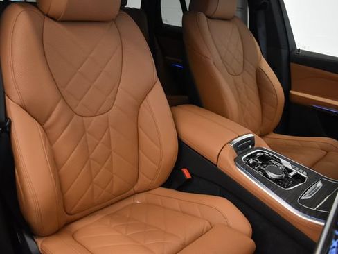 New 2026 BMW X5 xDrive50e w/ M Sport Package AWD/4WD image 6