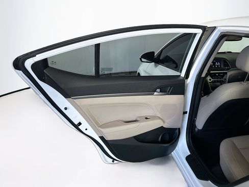 Used 2018 Hyundai Elantra Value Edition image 26