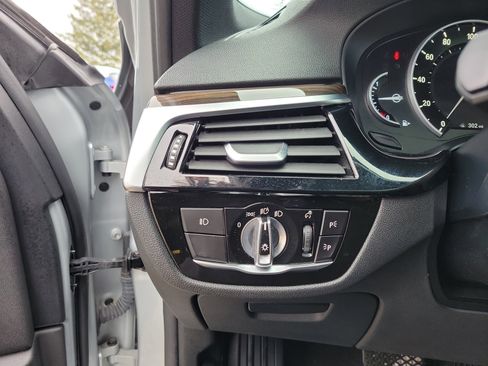 Used 2018 BMW 530i image 20