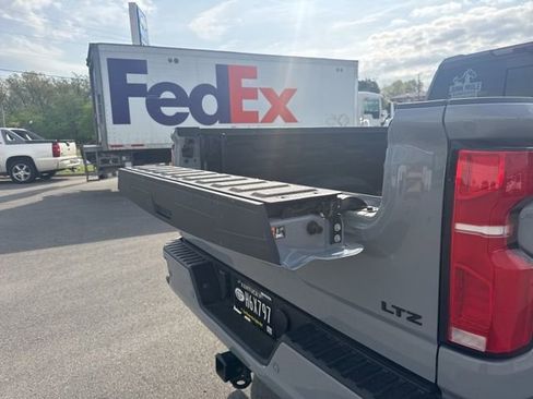 Used 2024 Chevrolet Silverado 2500 LTZ w/ LTZ Plus Package image 6