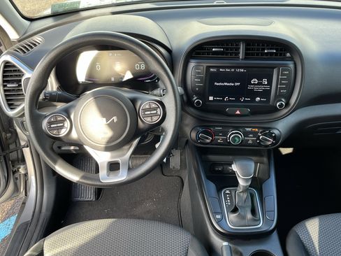 Used 2023 Kia Soul LX w/ Option Group 015 image 11