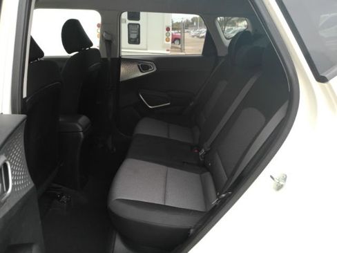 Used 2023 Kia Soul LX w/ Option Group 015 image 17