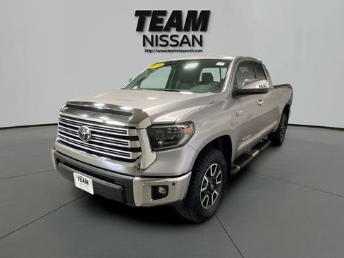 Used 2020 Toyota Tundra Limited w/ Limited Premium Package AWD/4WD image 3