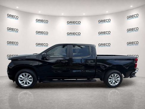 Used 2025 Chevrolet Silverado 1500 Custom RWD image 4