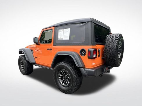 Used 2025 Jeep Wrangler Sport AWD/4WD image 3