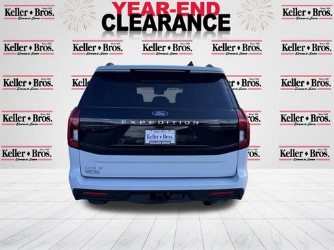 New 2025 Ford Expedition Active image 6