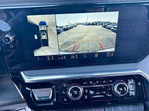 Used 2024 GMC Sierra 2500 Denali Ultimate image 14