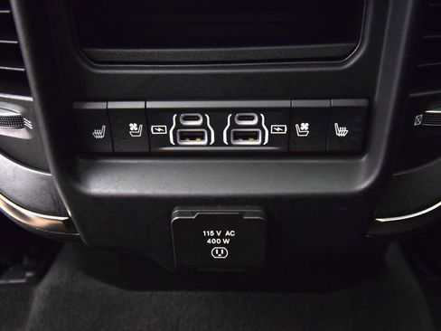 Used 2024 RAM 1500 Limited AWD/4WD image 38