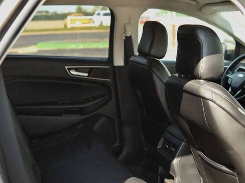 Used 2020 Ford Edge SEL w/ Cold Weather Package image 35