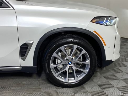 Certified 2024 BMW X5 xDrive40i w/ Premium Package image 11