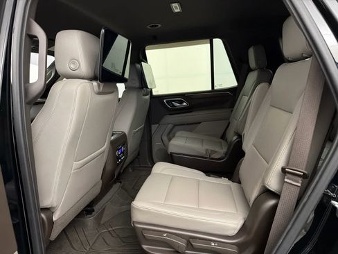 Used 2021 Chevrolet Tahoe Z71 w/ Rear Media and Nav Package AWD/4WD image 16