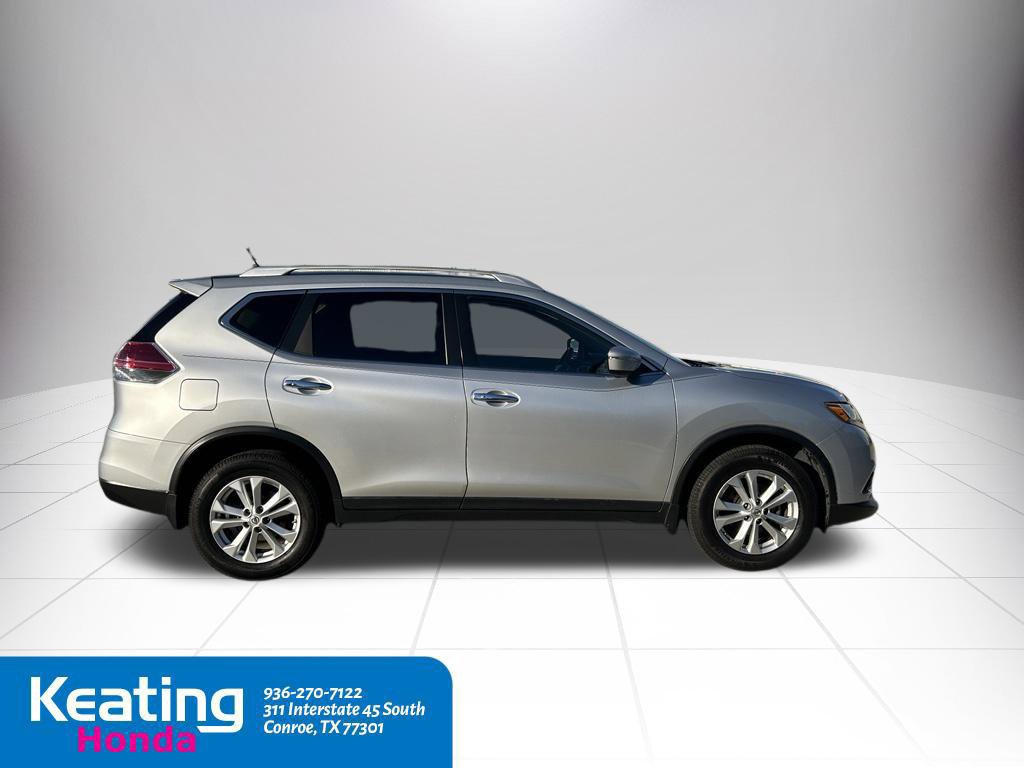 Used 2015 Nissan Rogue SV AWD/4WD image 4