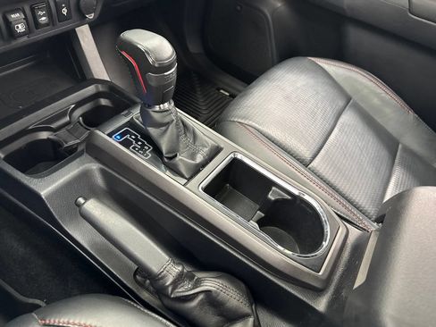 Used 2019 Toyota Tacoma TRD Pro AWD/4WD image 30