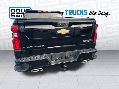 Used 2023 Chevrolet Silverado 1500 High Country w/ High Country Premium Package image 6