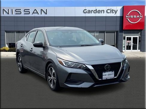 Certified 2021 Nissan Sentra SV FWD image 1