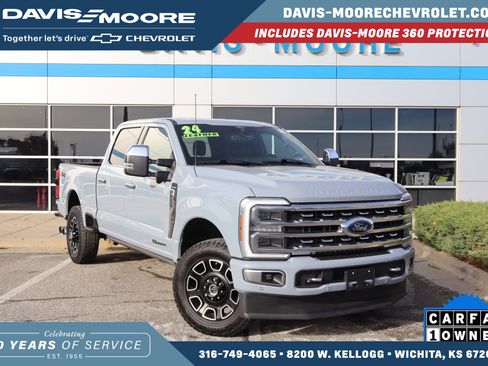 Used 2024 Ford F250 Platinum image 1
