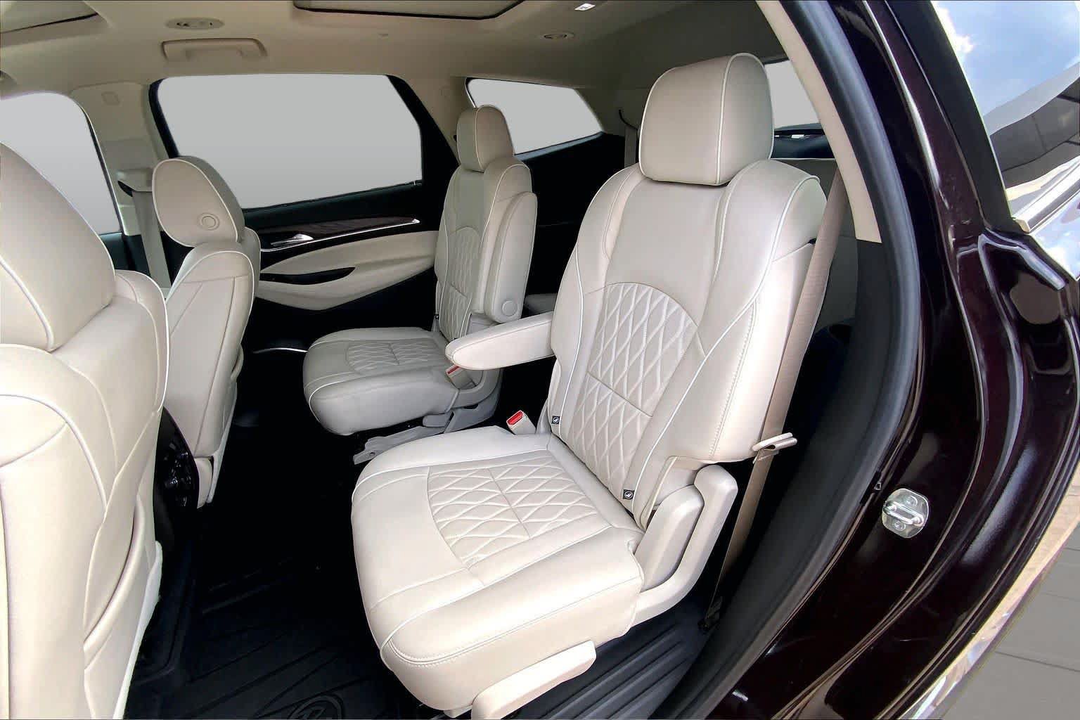 Certified 2023 Buick Enclave Avenir w/ Avenir Technology Package AWD/4WD image 19