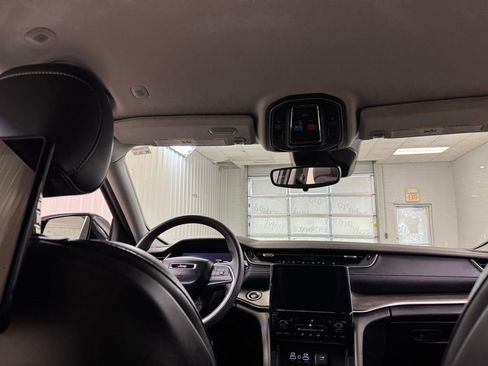 Used 2023 Jeep Grand Cherokee L Limited w/ Rear Seat Video Group I image 22