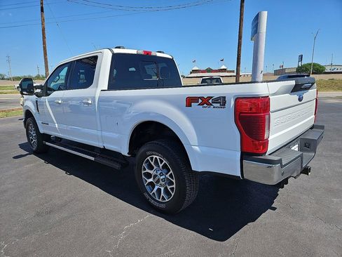 Used 2022 Ford F250 Lariat w/ Lariat Value Package image 4